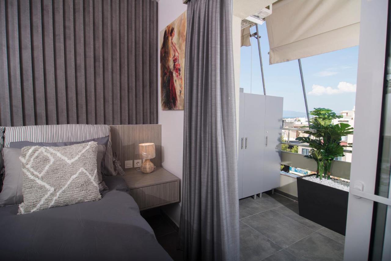 Urban Chic Luxury At The City Center 卡拉马塔 外观 照片