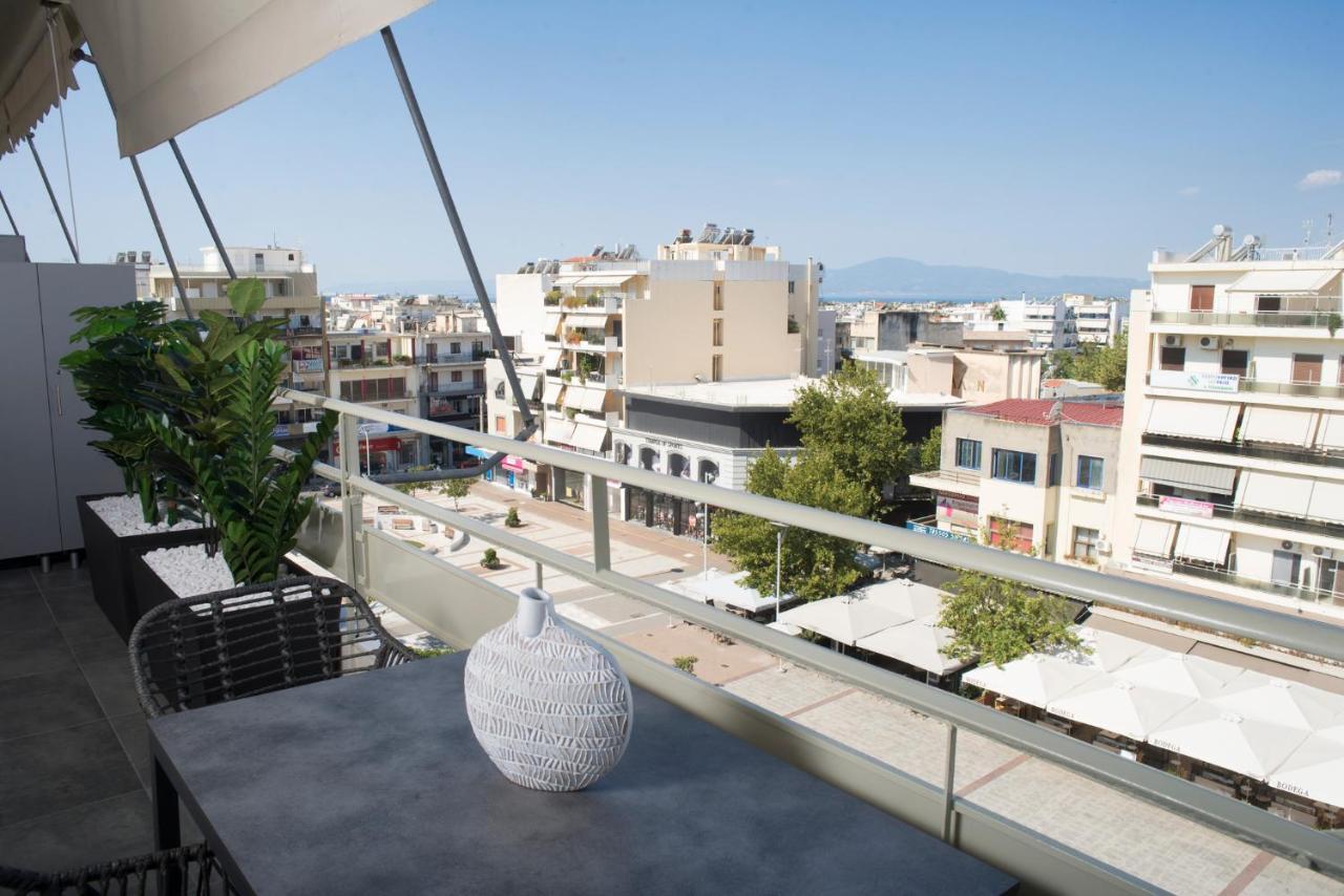 Urban Chic Luxury At The City Center 卡拉马塔 外观 照片
